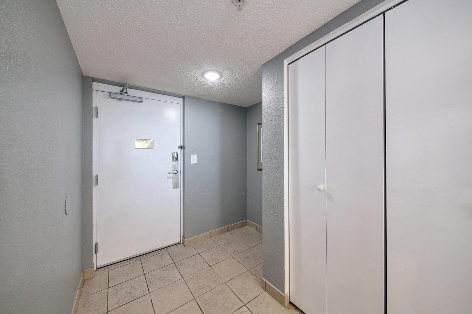 1604 N Ocean Blvd, 0906 - Ocean Front Sleeps 8 Villa Myrtle Beach Kültér fotó