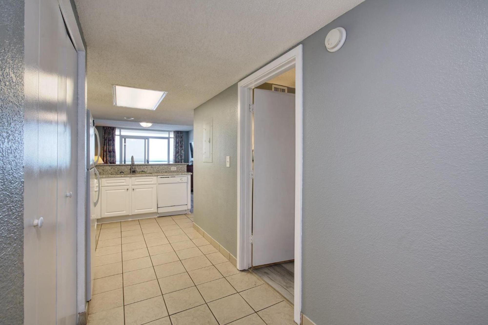 1604 N Ocean Blvd, 0906 - Ocean Front Sleeps 8 Villa Myrtle Beach Kültér fotó